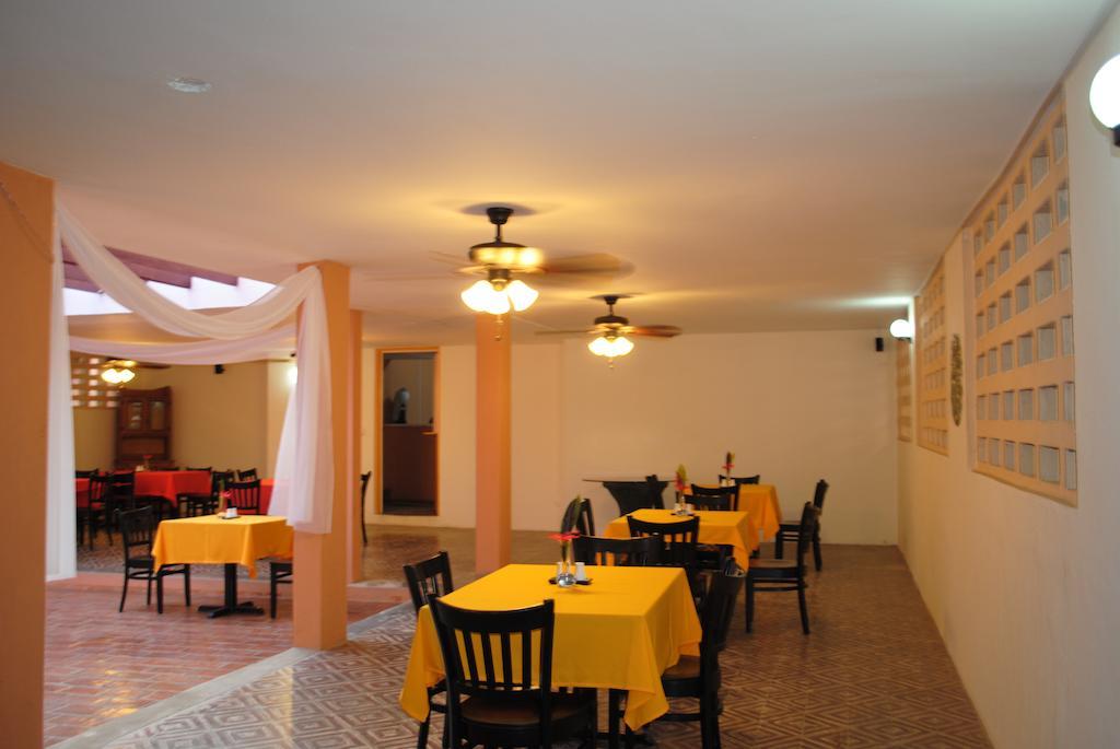 Hotel Imperial Cap-Haitien Exterior photo